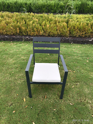 Podłokietnik o wysokości 64 cm Aluminiowe krzesło do układania w stos Zewnętrzna powłoka proszkowa